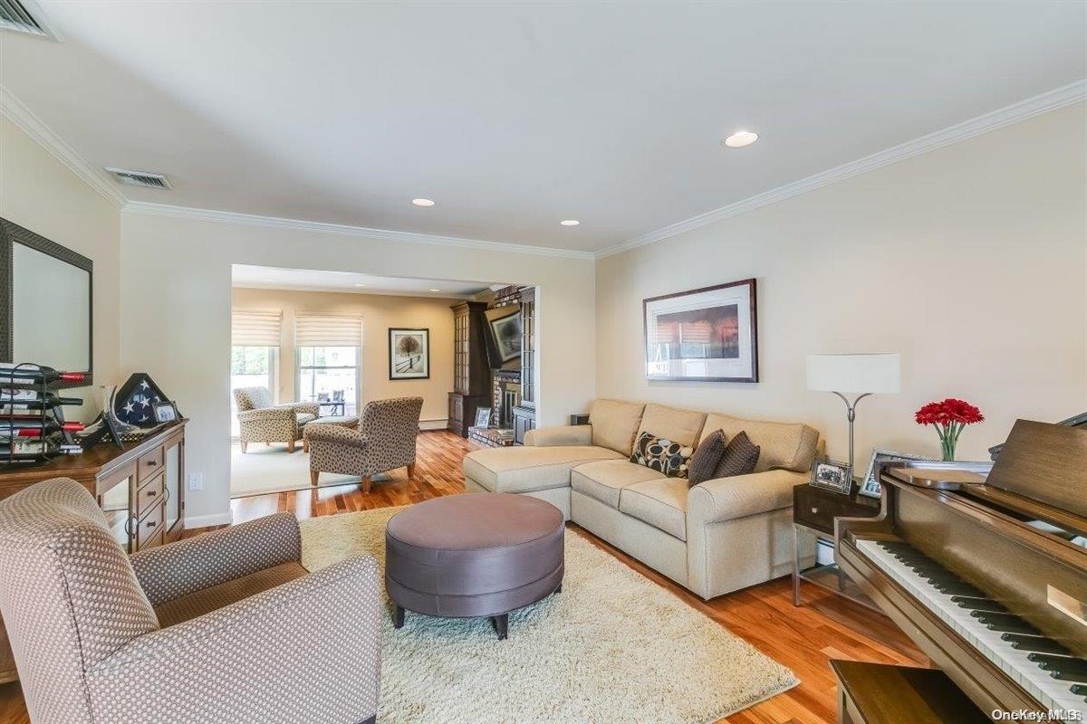 74 Stonehurst Lane — photo 4