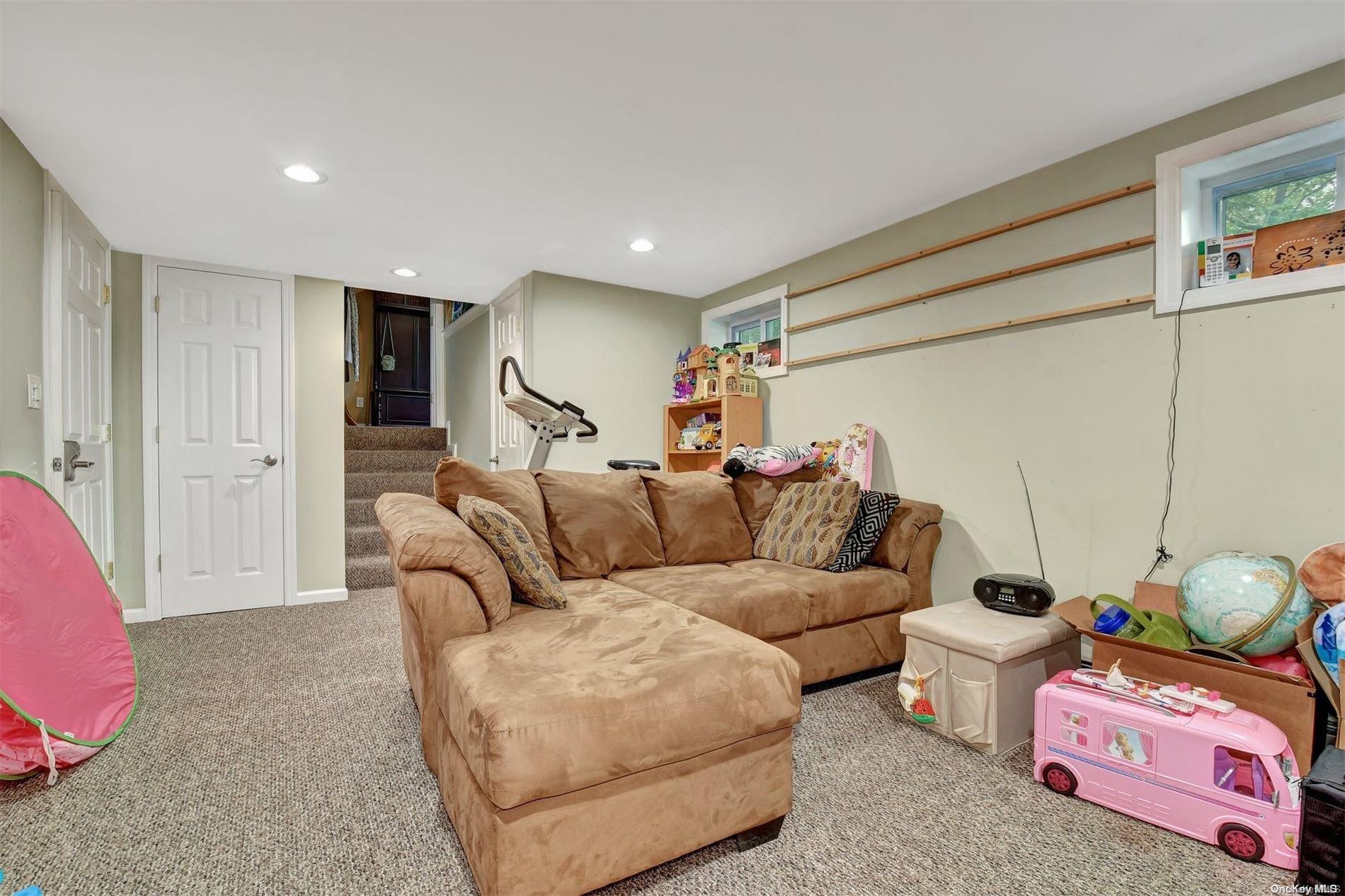 33 Cherrywood Drive — photo 21