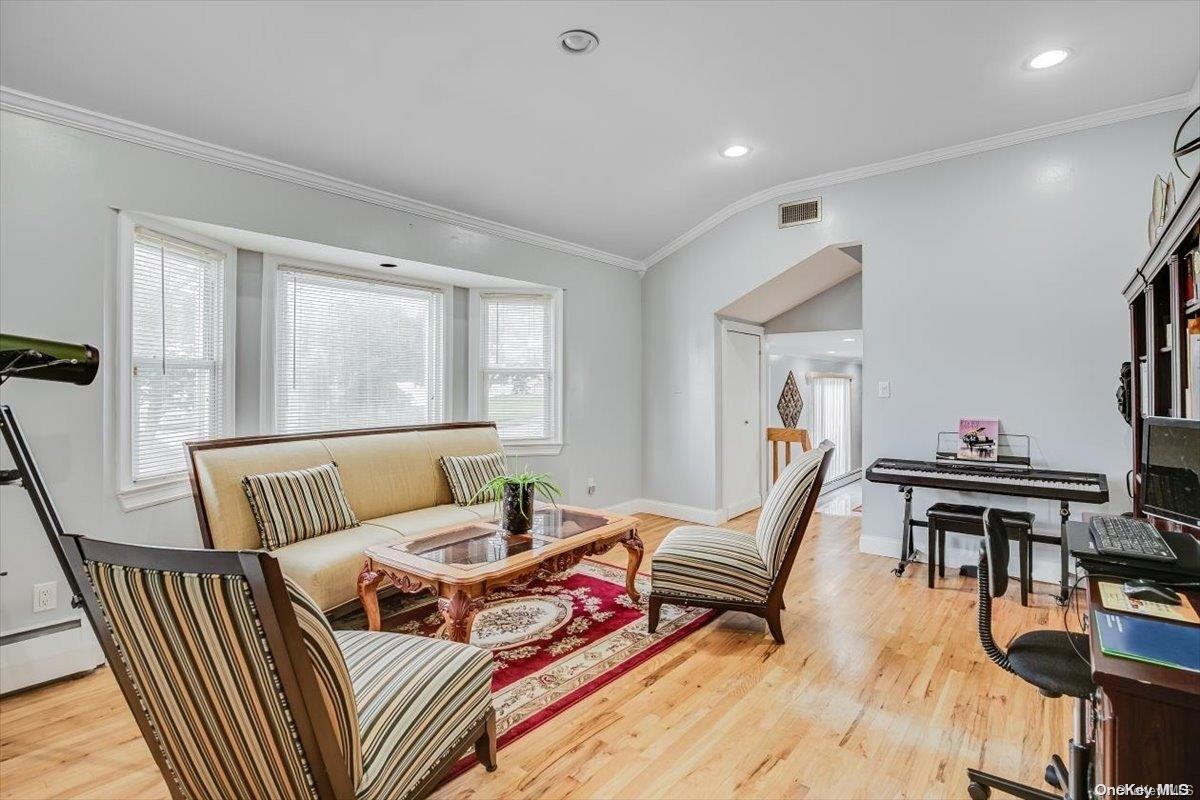 11 Hampshire Drive — photo 17