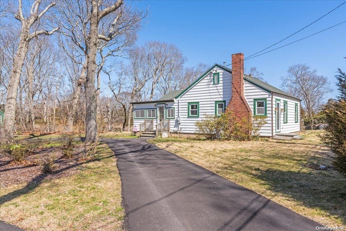 305 Bayberry Road — photo 3