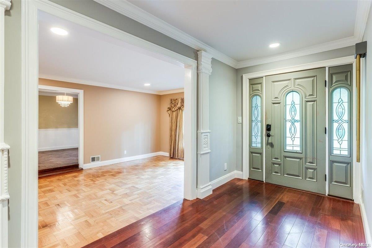9 Country Squire Court — photo 3