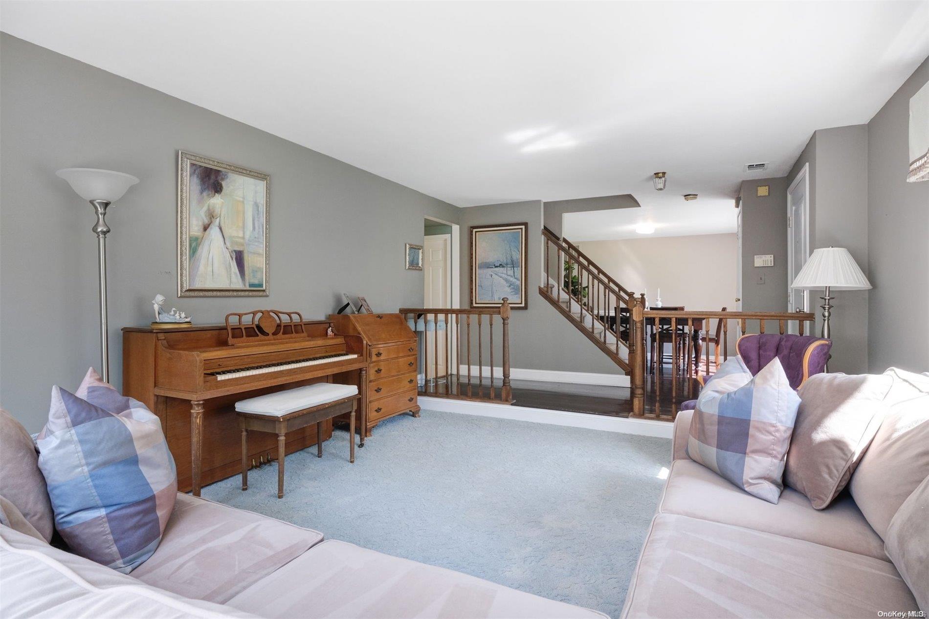12 Magnet Street — photo 16