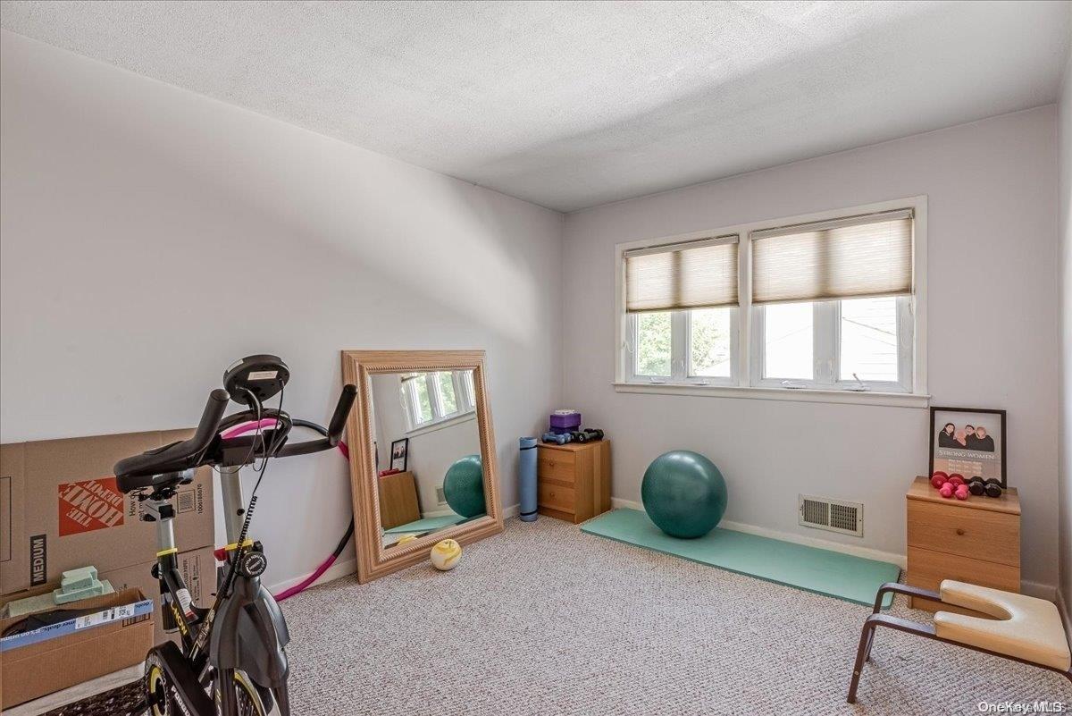 96 Peconic Drive — photo 15