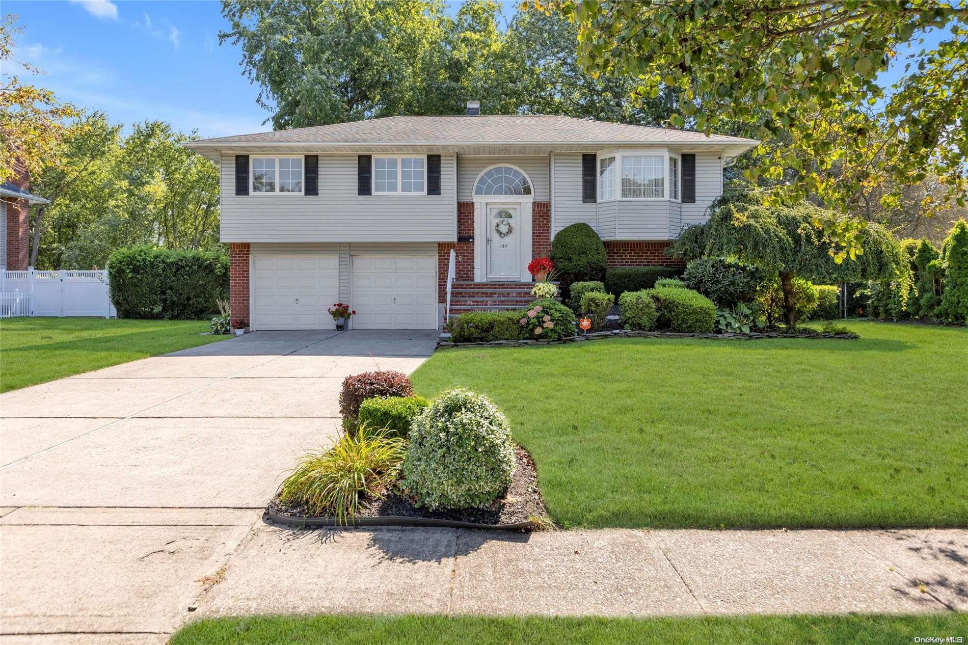 137 Yale Avenue, Oakdale