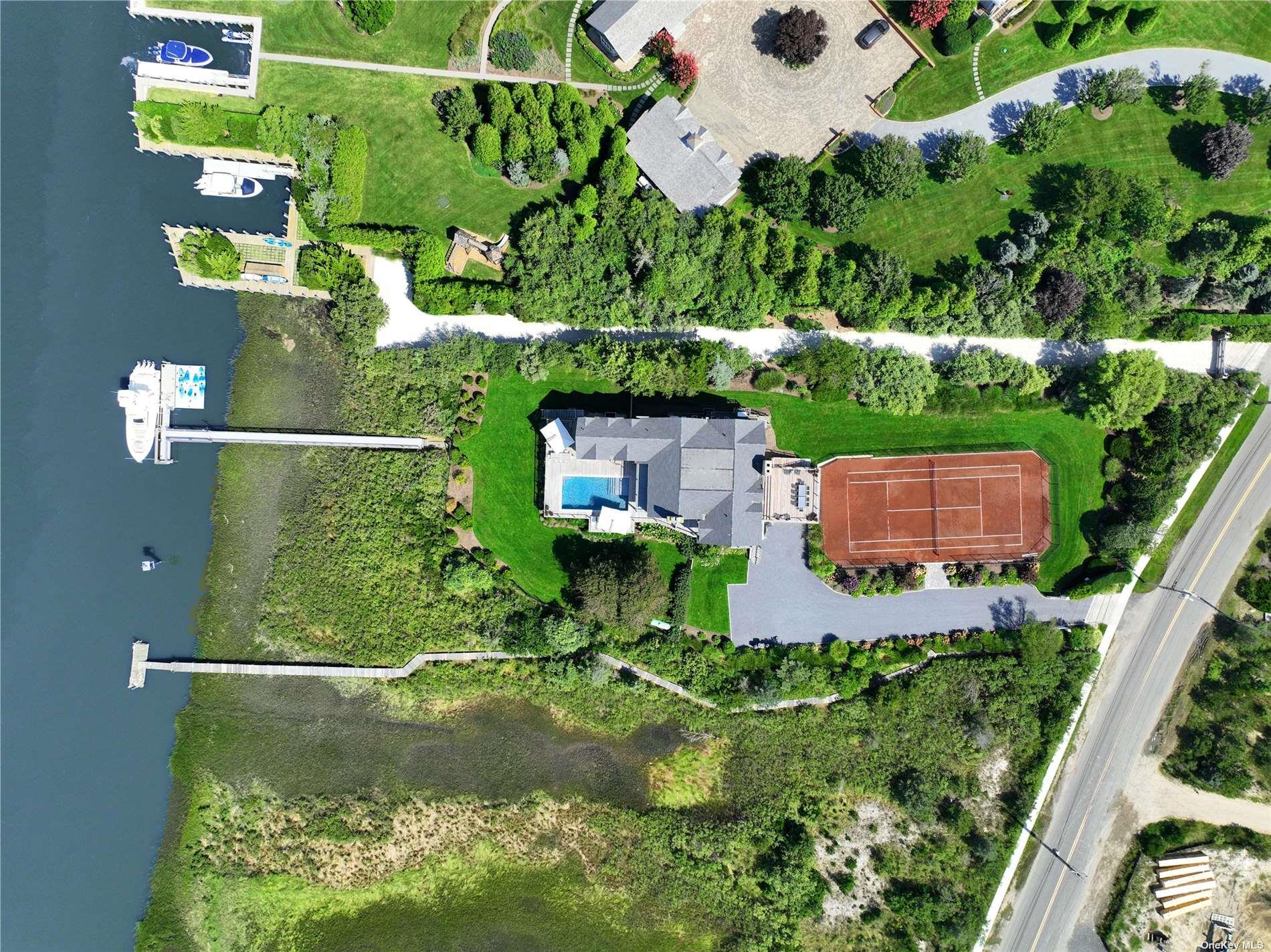 157 Dune Road — photo 36
