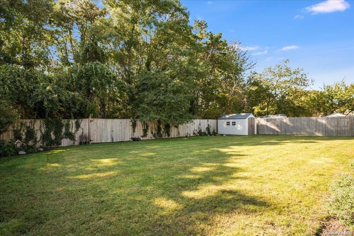 896 Greenbelt Parkway — photo 19