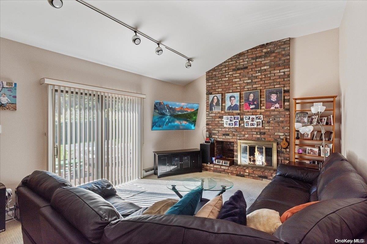 180 Harvard Drive — photo 6