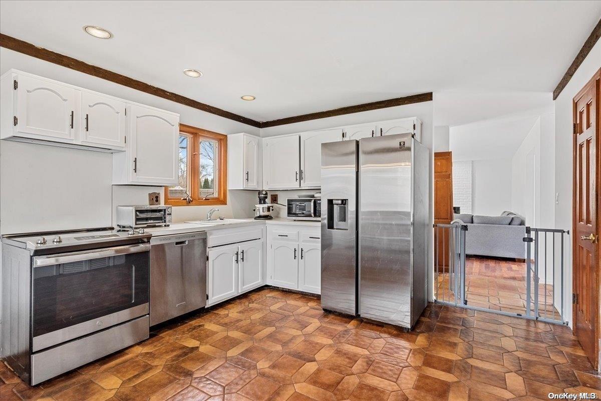 21 Mount Rainer Avenue — photo 5
