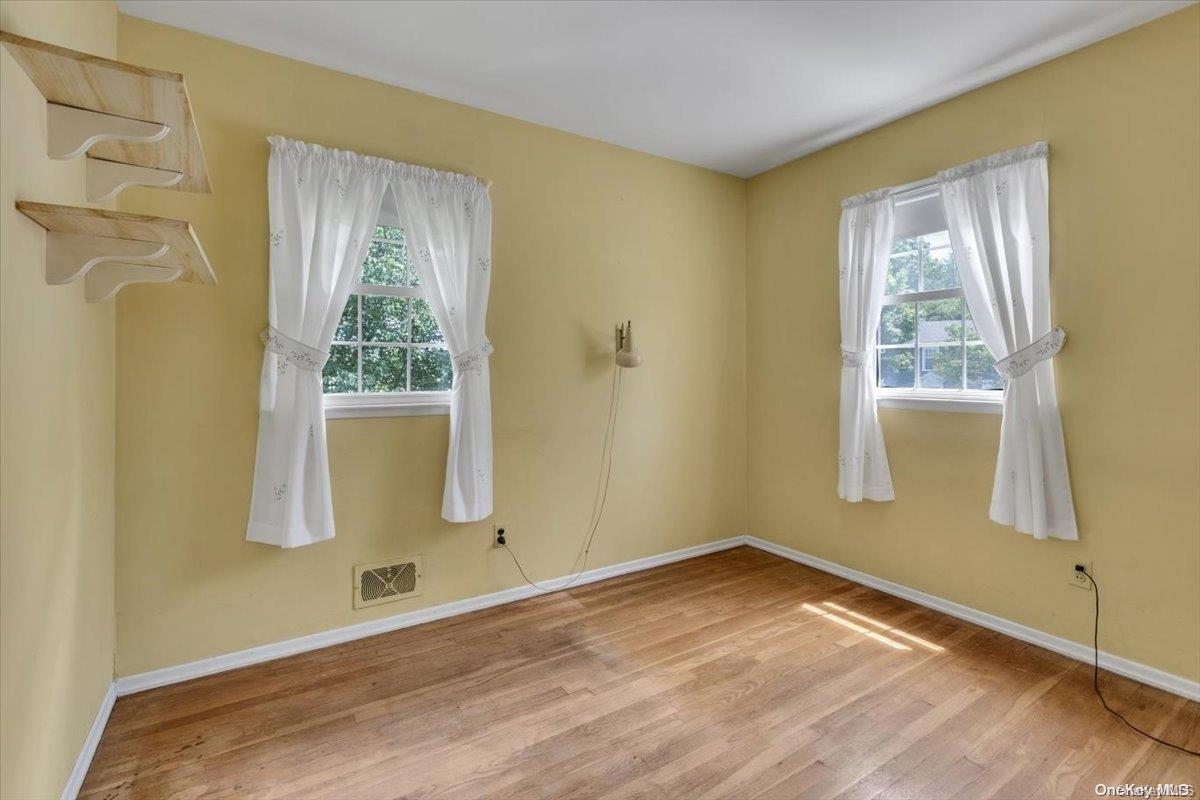 11 Mckay Road — photo 16