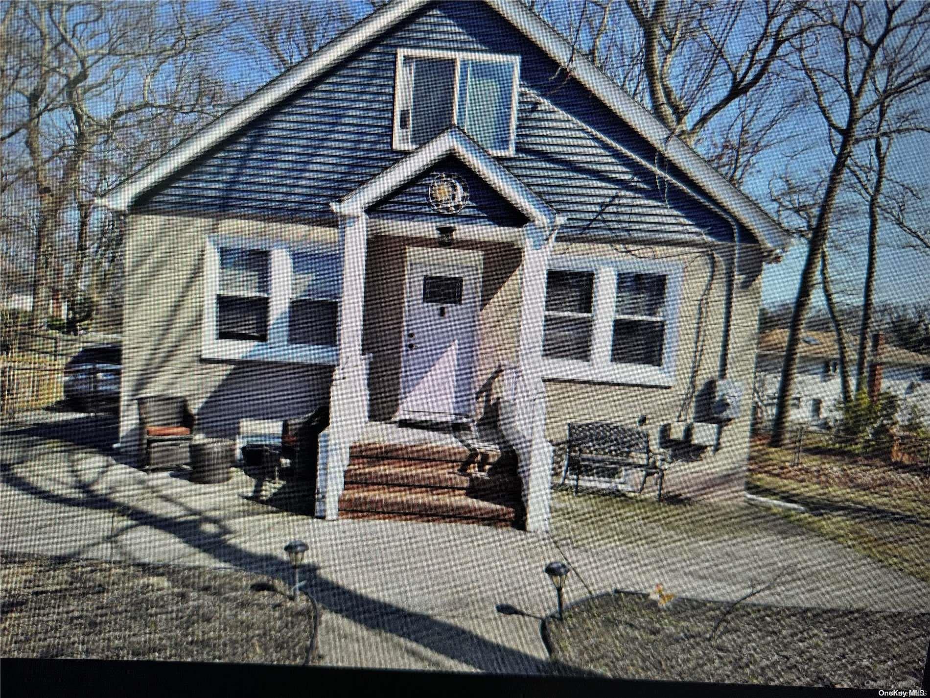 53 8th Street