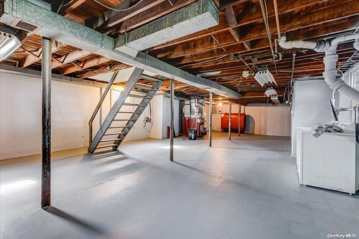 233 Broadway — photo 15