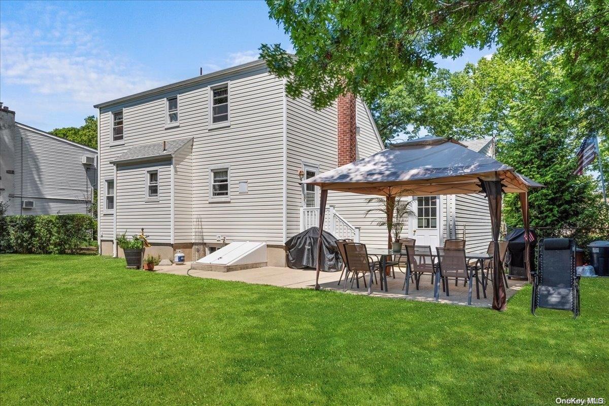 175 Deauville Boulevard — photo 19