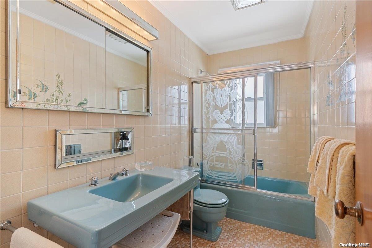 183-41 Dalny Road — photo 13
