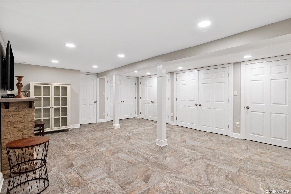 470 Wolf Hill Road — photo 26