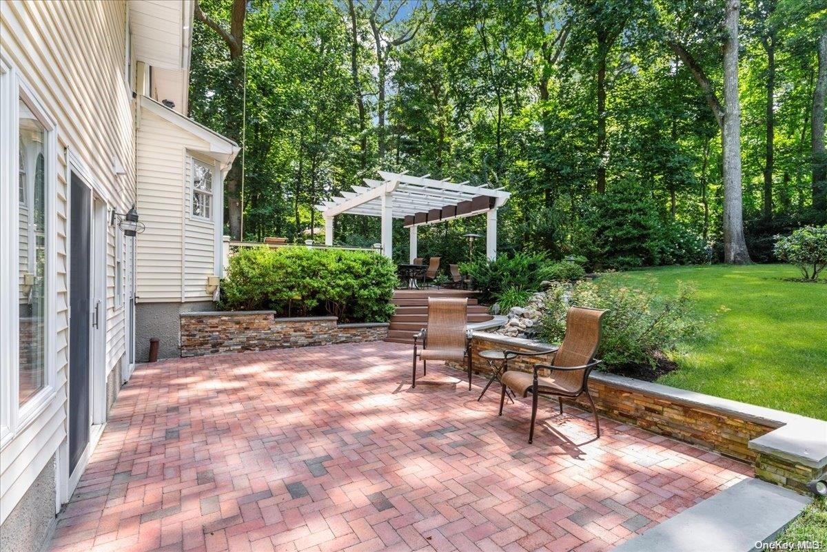 470 Wolf Hill Road — photo 28