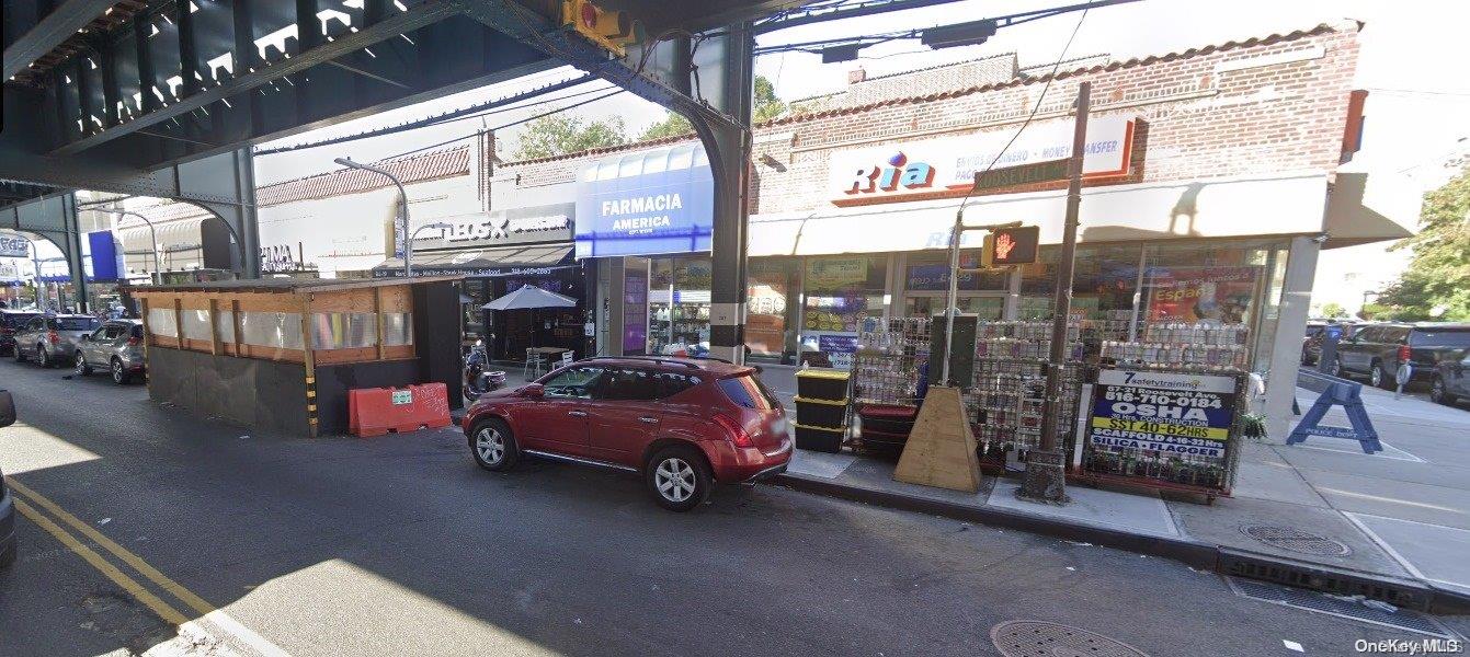 84-29 Roosevelt Avenue, Jackson Heights