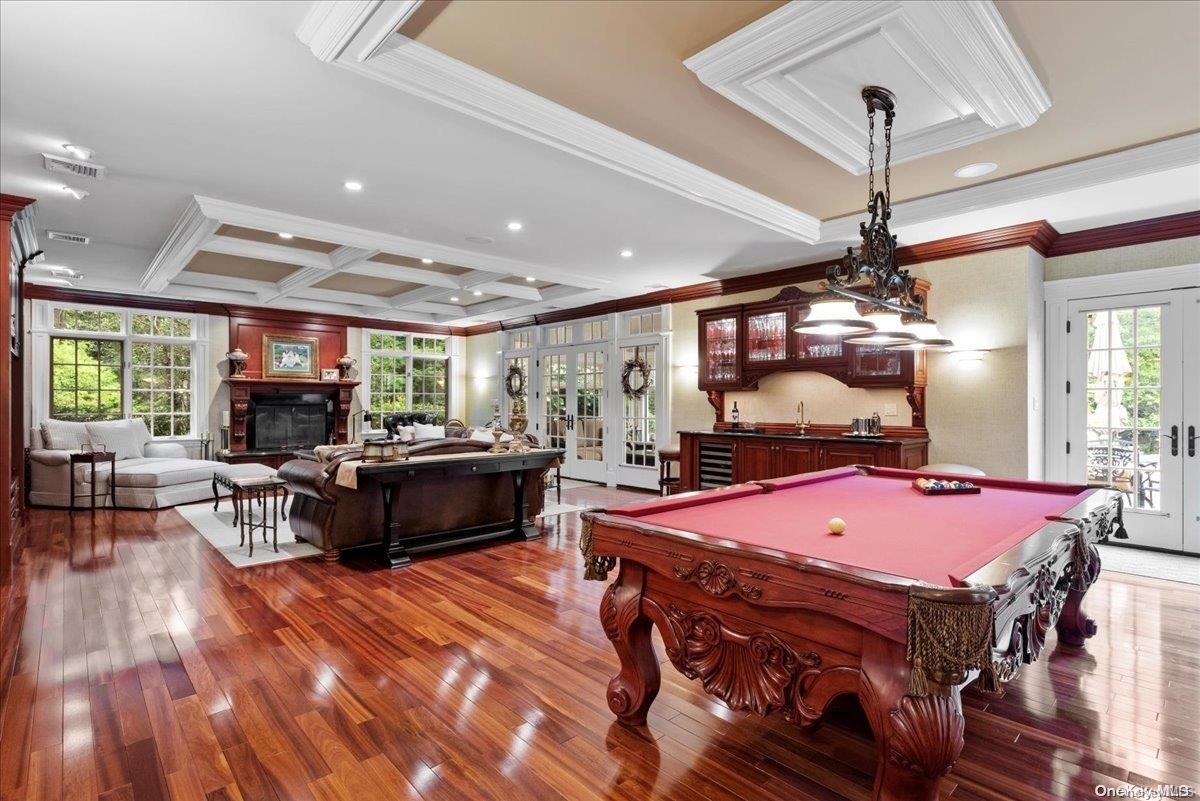 270 Foxhunt Crescent — photo 3