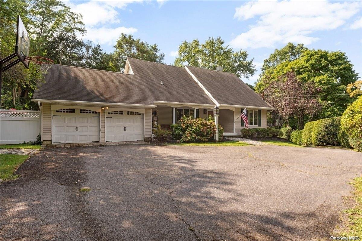 54 Old Northport Road