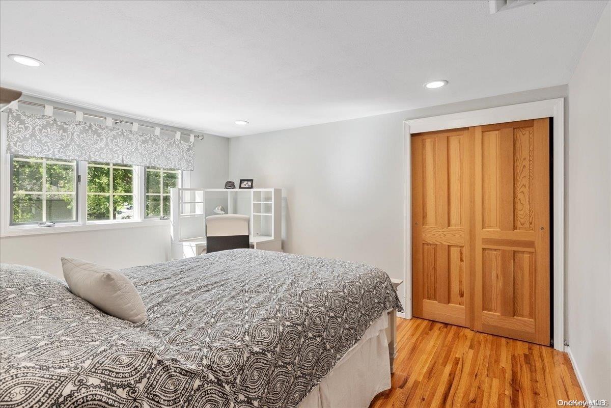 54 Old Northport Road — photo 19