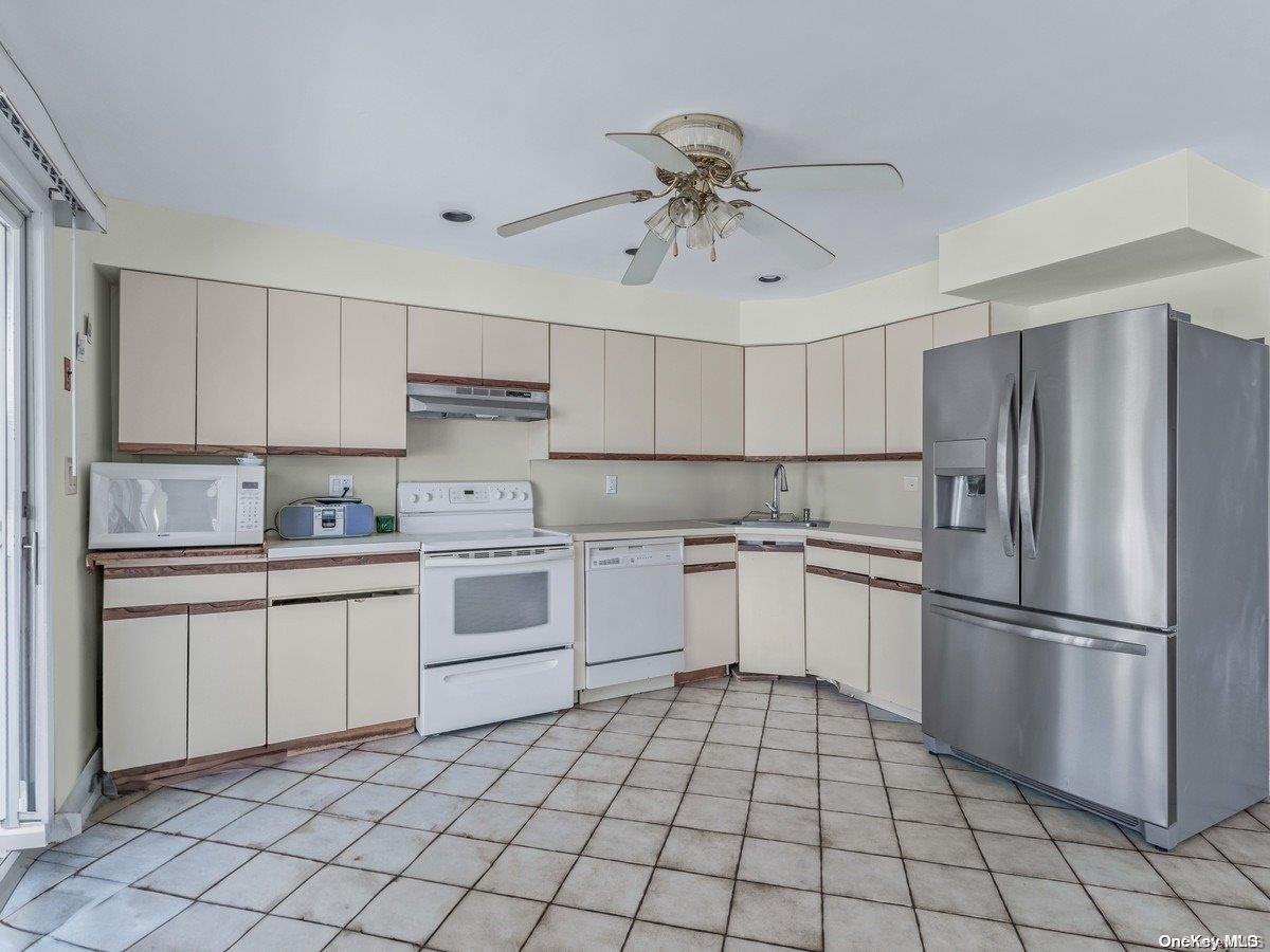 7 Unqua Place — photo 14