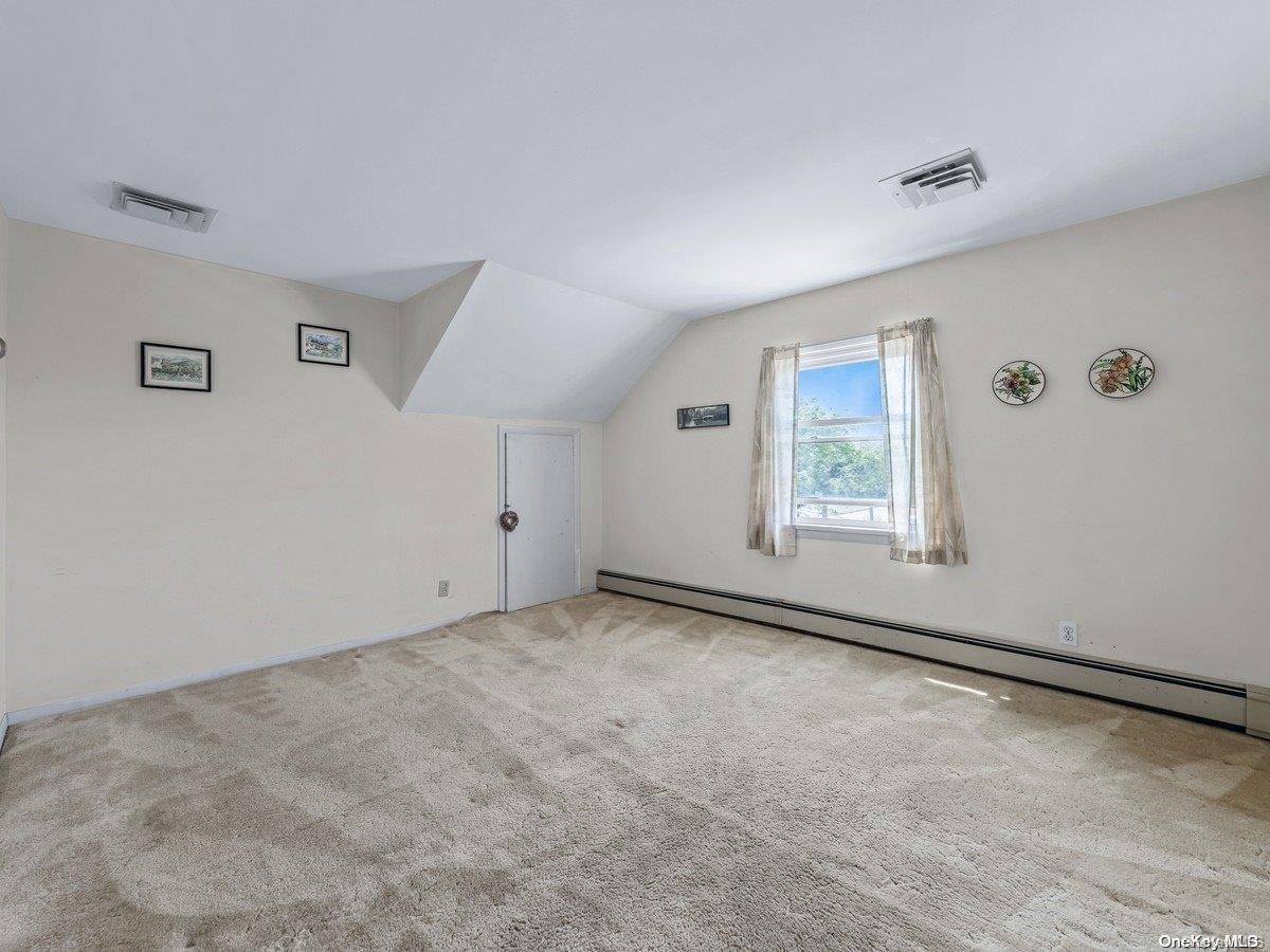 7 Unqua Place — photo 20