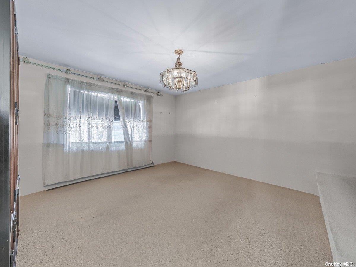 7 Unqua Place — photo 9