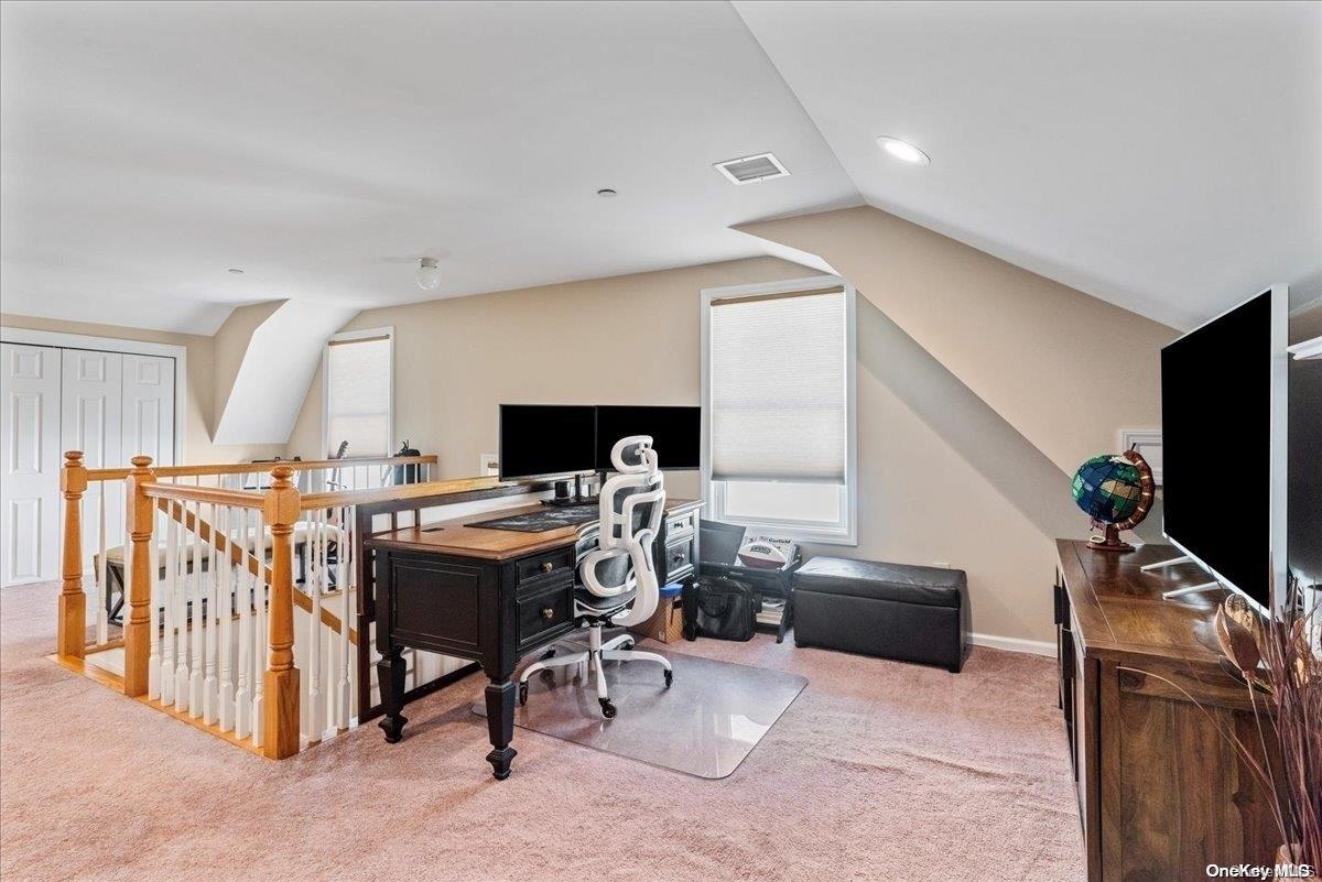 11 Alhambra Road — photo 24