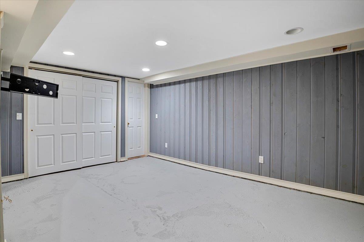 92 Parkside Street — photo 14