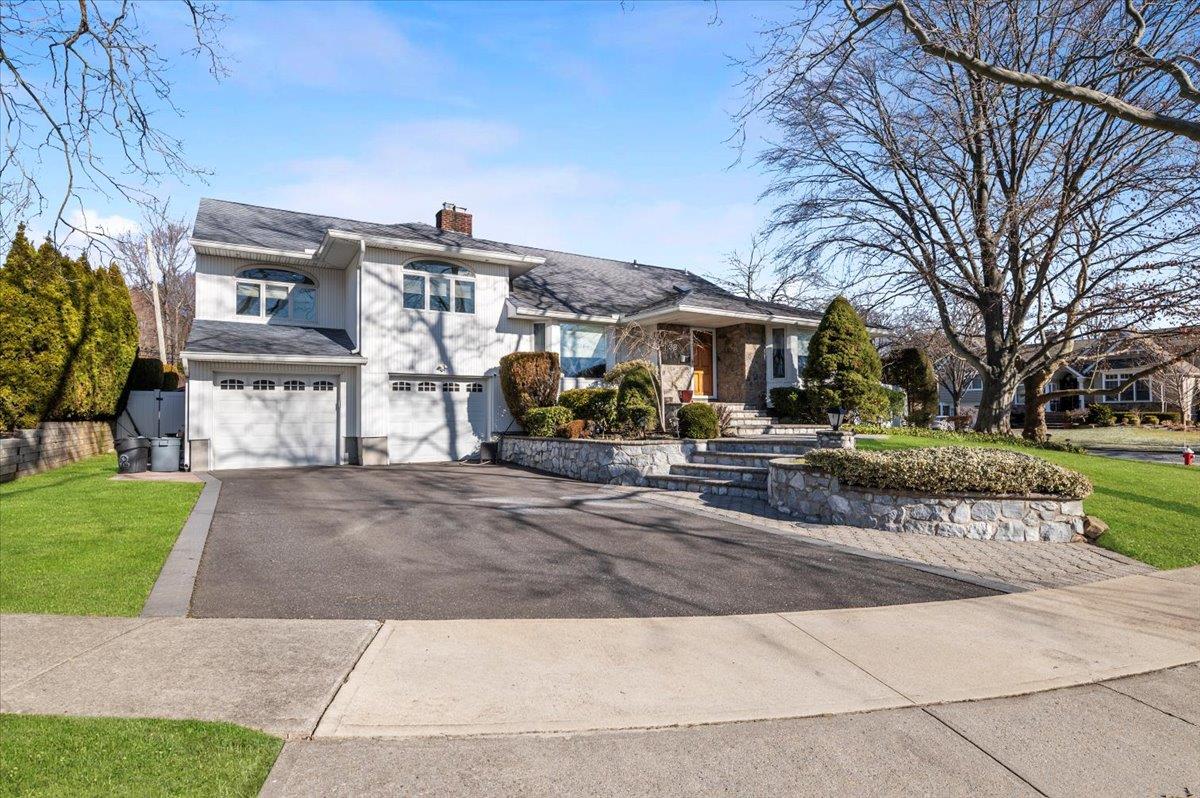 38 Mulberry Court, Jericho