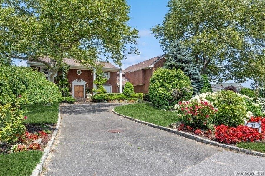 30 Thixton Drive — photo 2