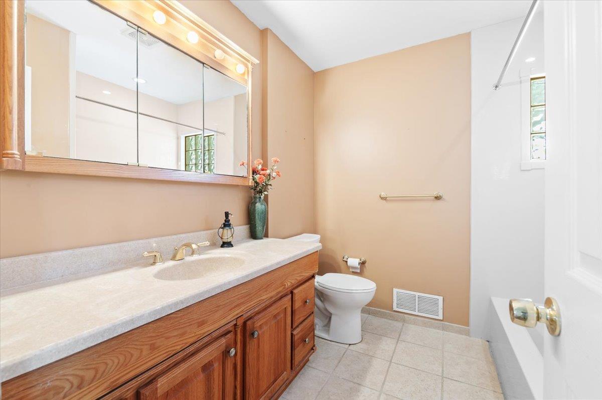 1370 Wilson Road — photo 15