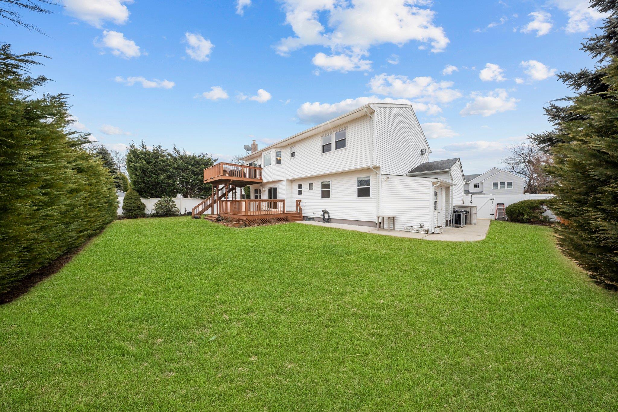 55 Waterman Court — photo 4