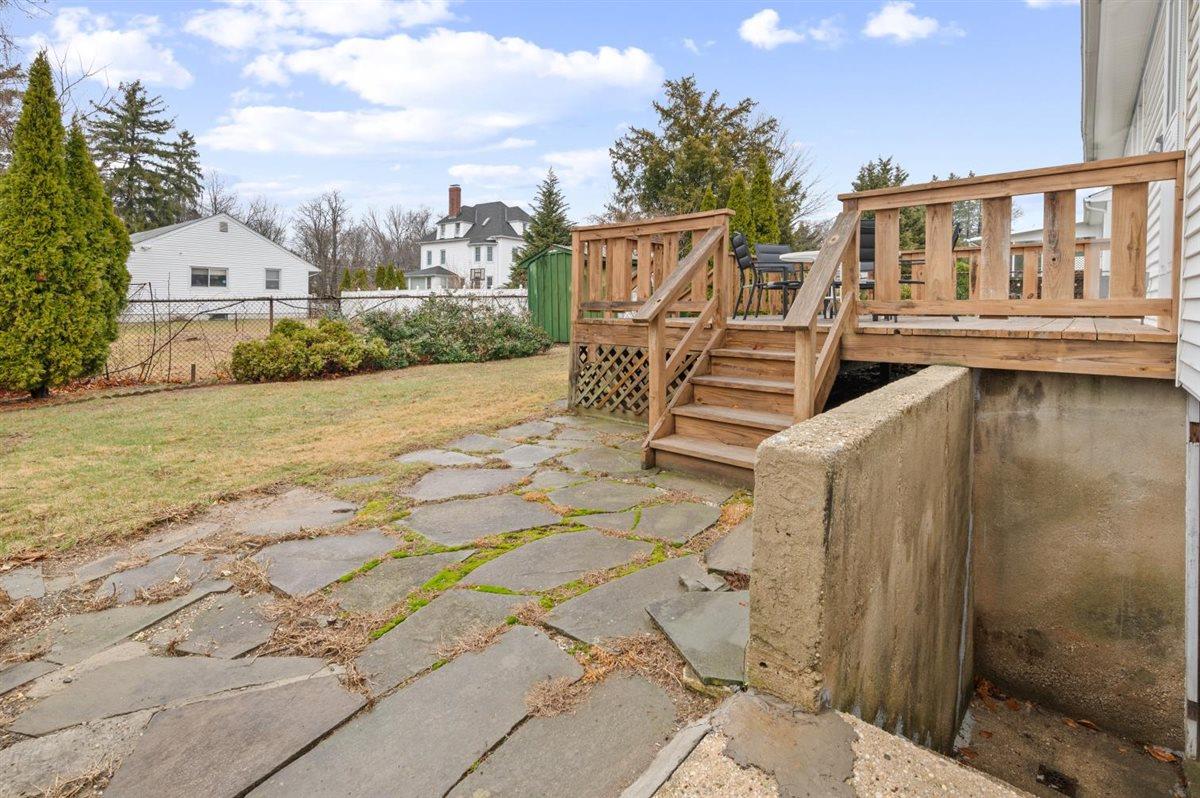 17 James Street — photo 23