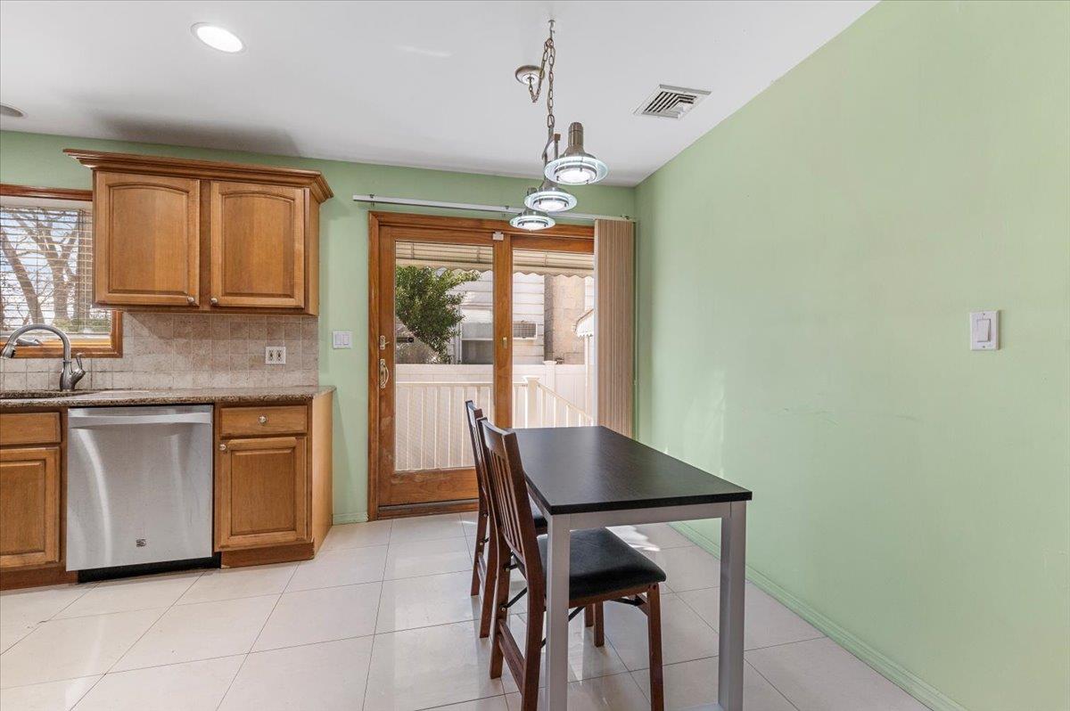 310 Clark Boulevard — photo 14