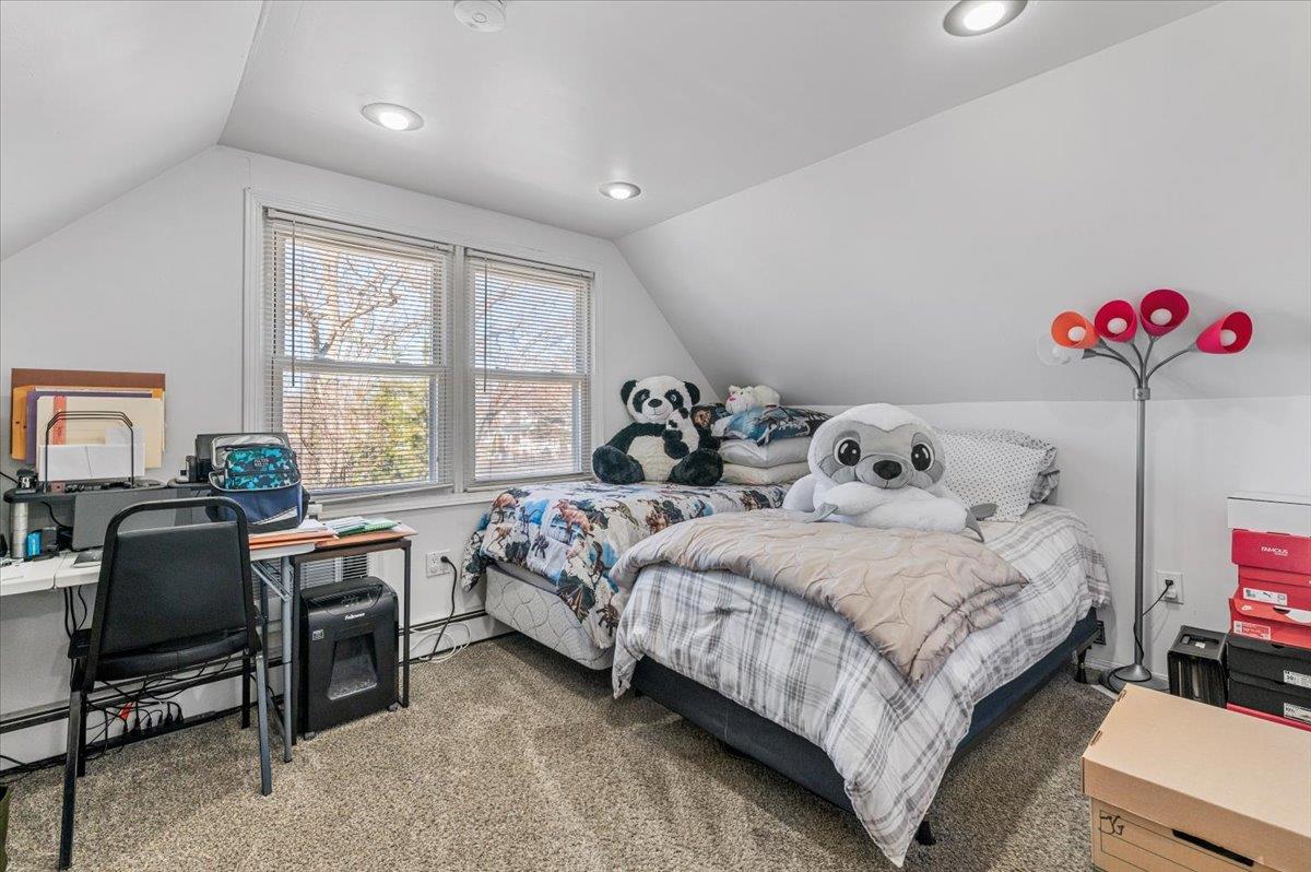 310 Clark Boulevard — photo 18