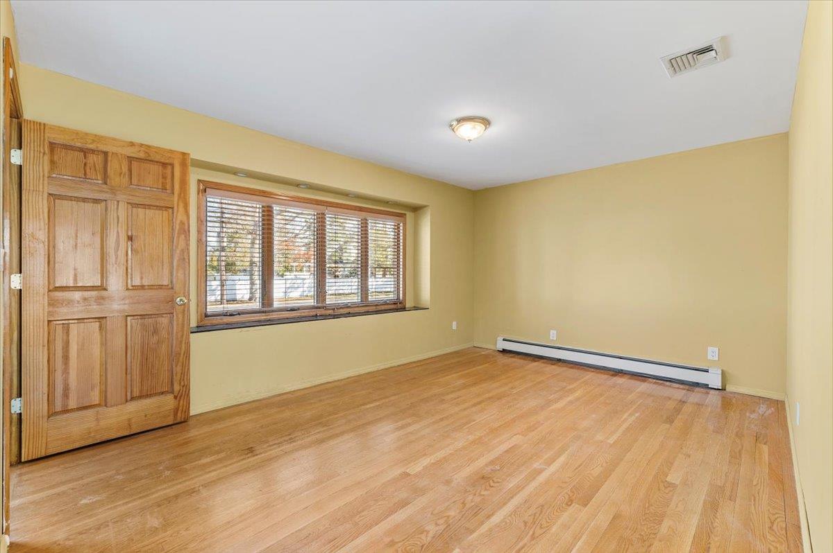 310 Clark Boulevard — photo 4