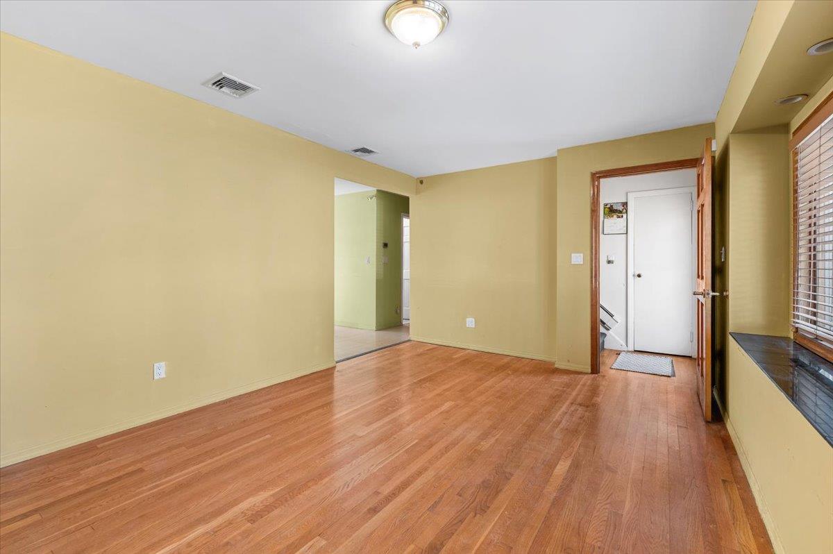 310 Clark Boulevard — photo 6