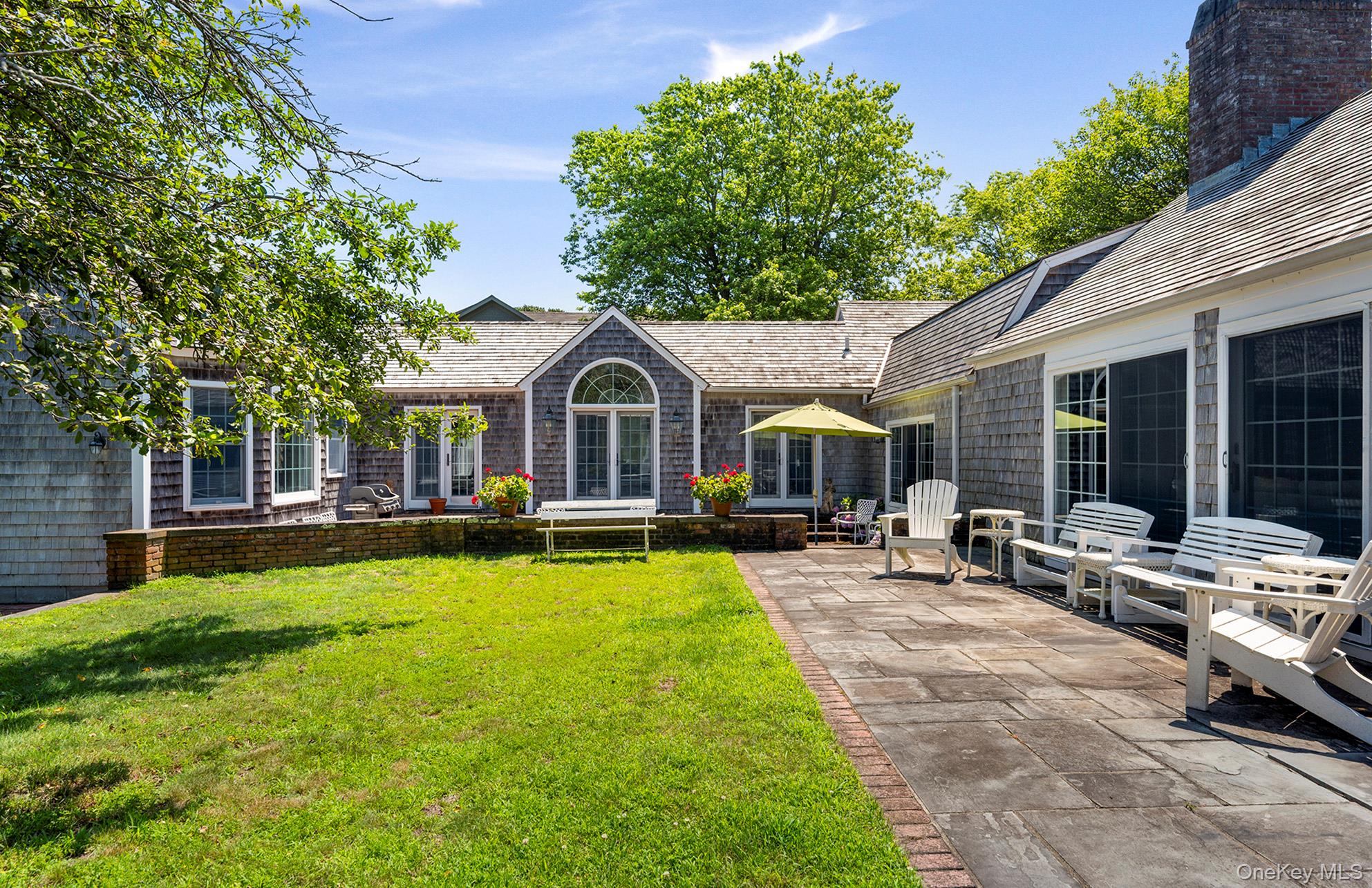 19 Quaquanantuck Lane — photo 36