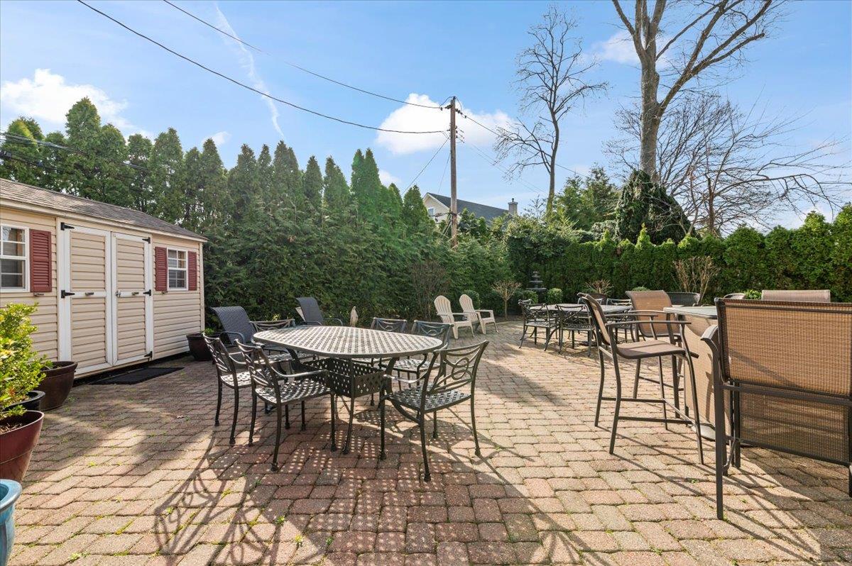 173 Sackville Road — photo 40