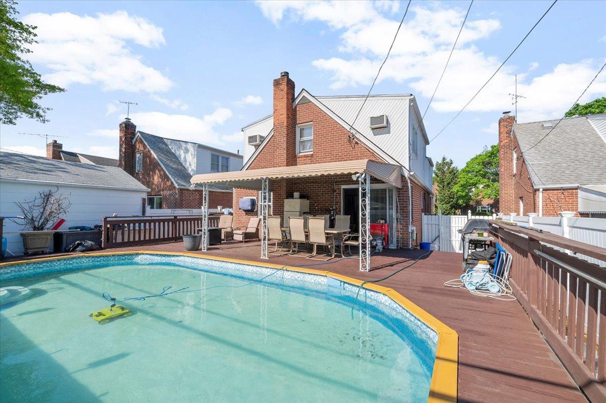 124 Dianne Street — photo 24