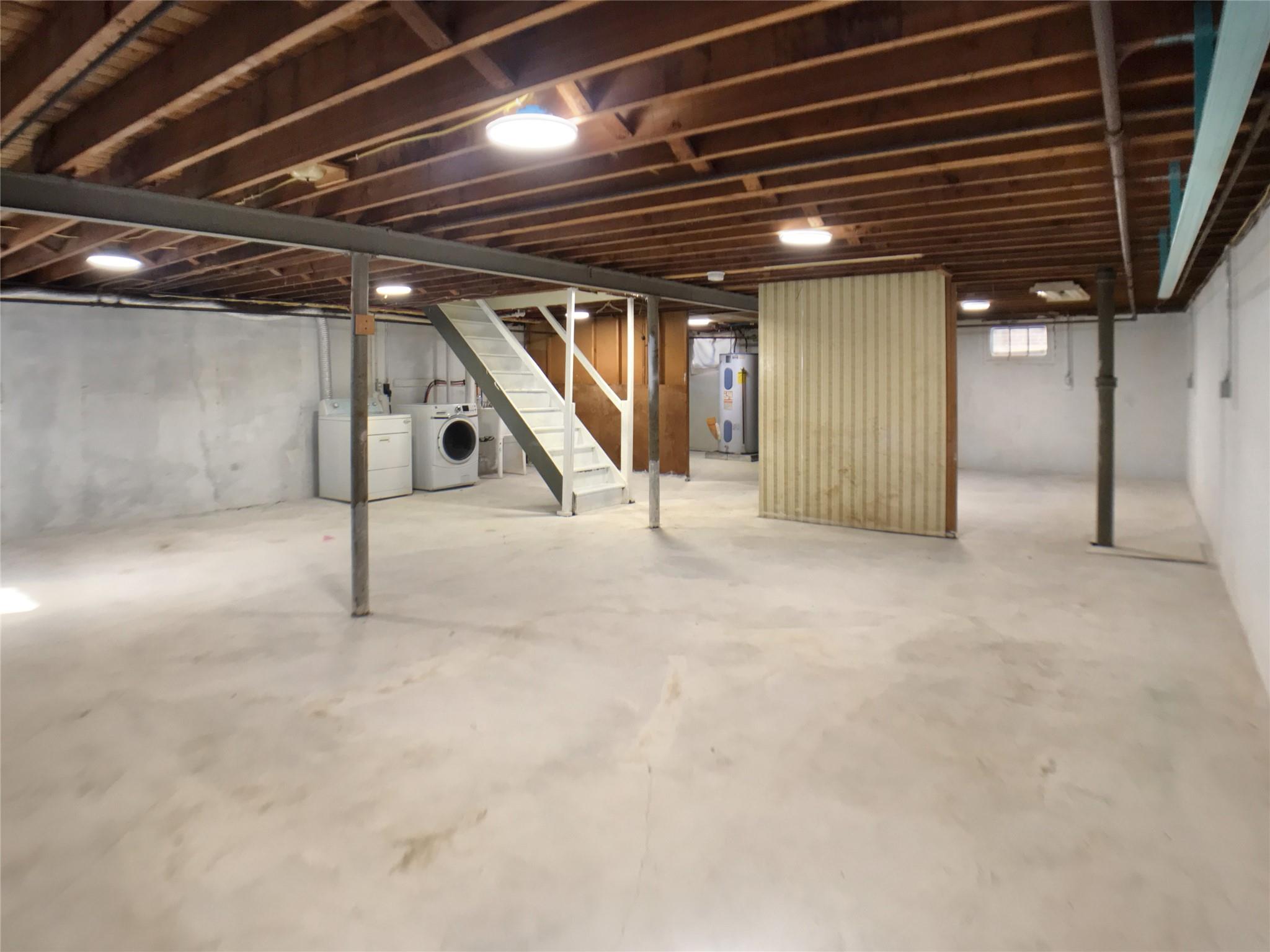 1689 Front Street — photo 22