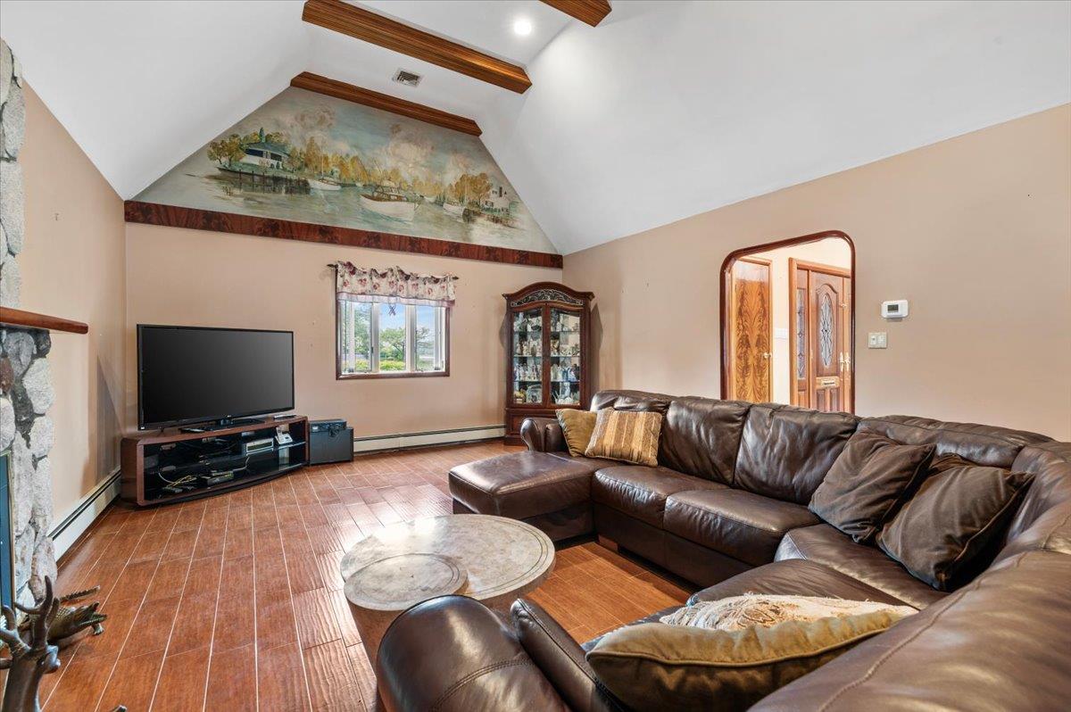 4520 Merrick Road — photo 9