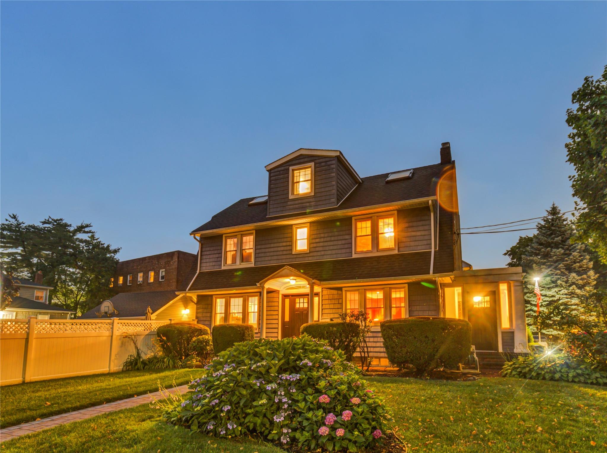 108 Vincent Avenue — photo 3