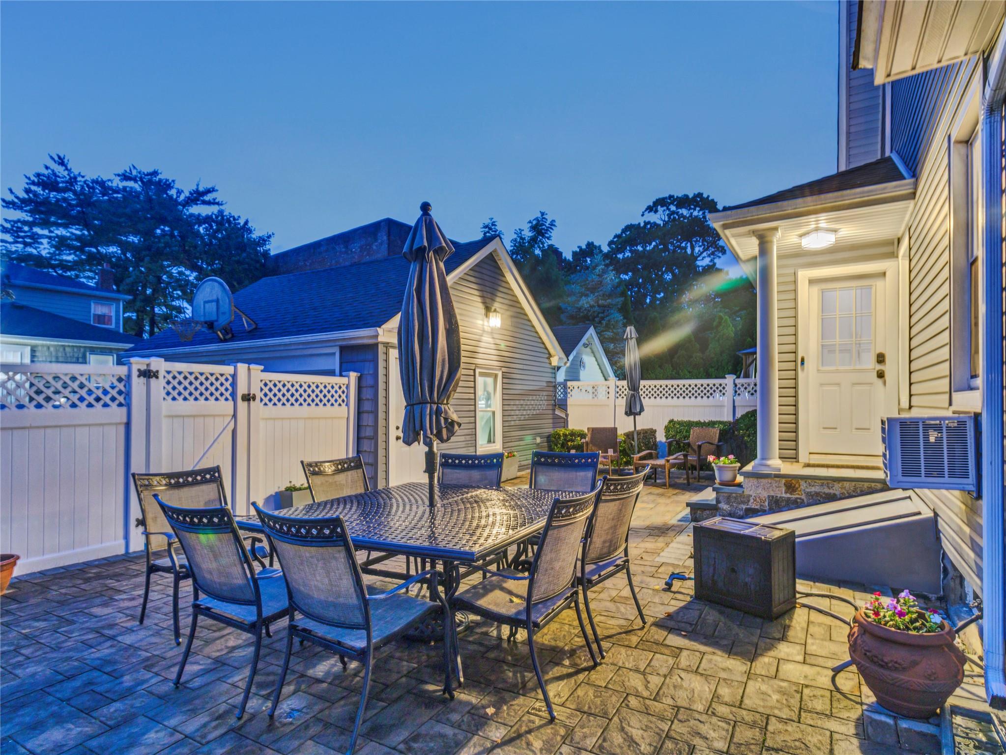108 Vincent Avenue — photo 34