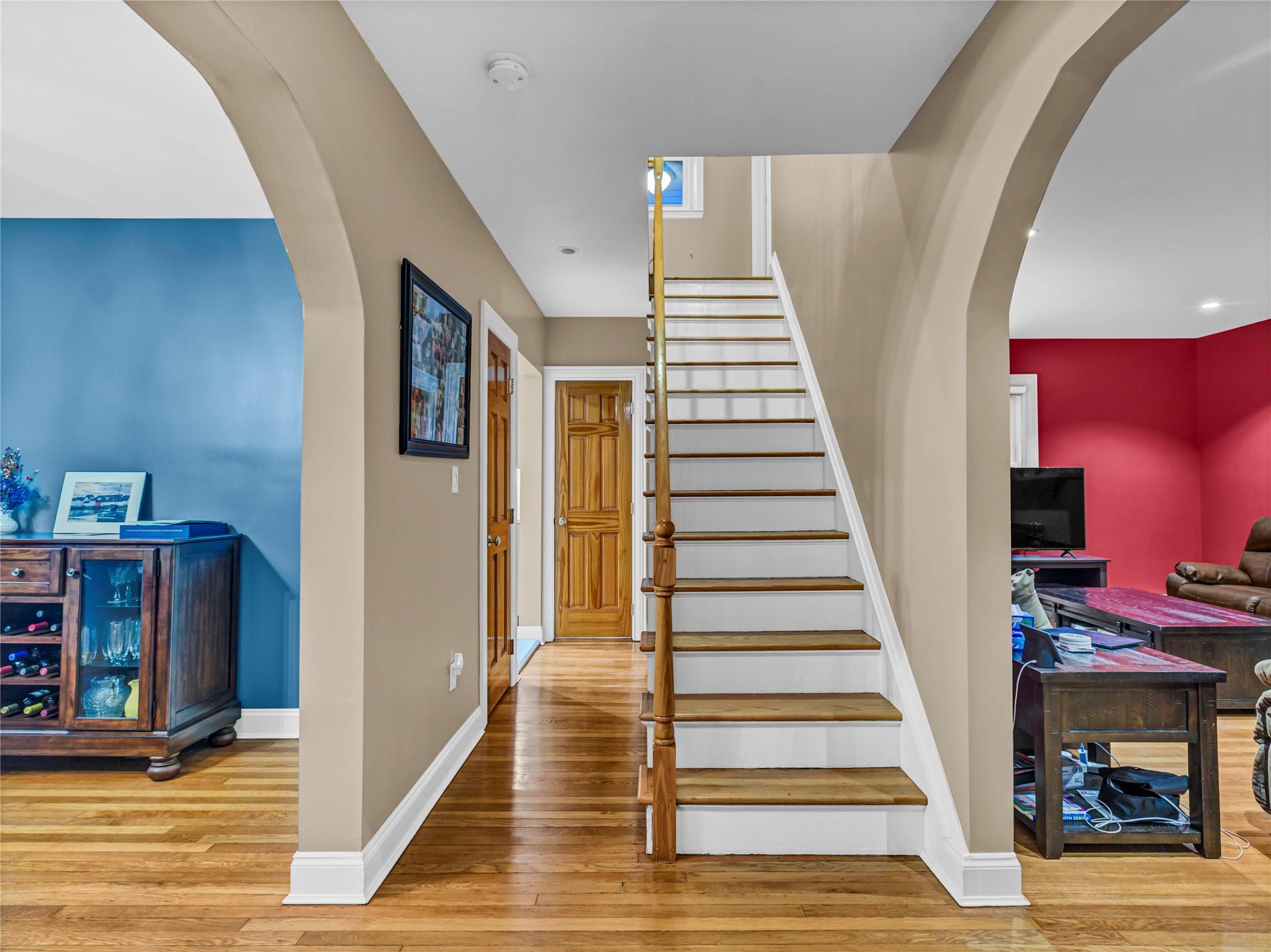 108 Vincent Avenue — photo 4
