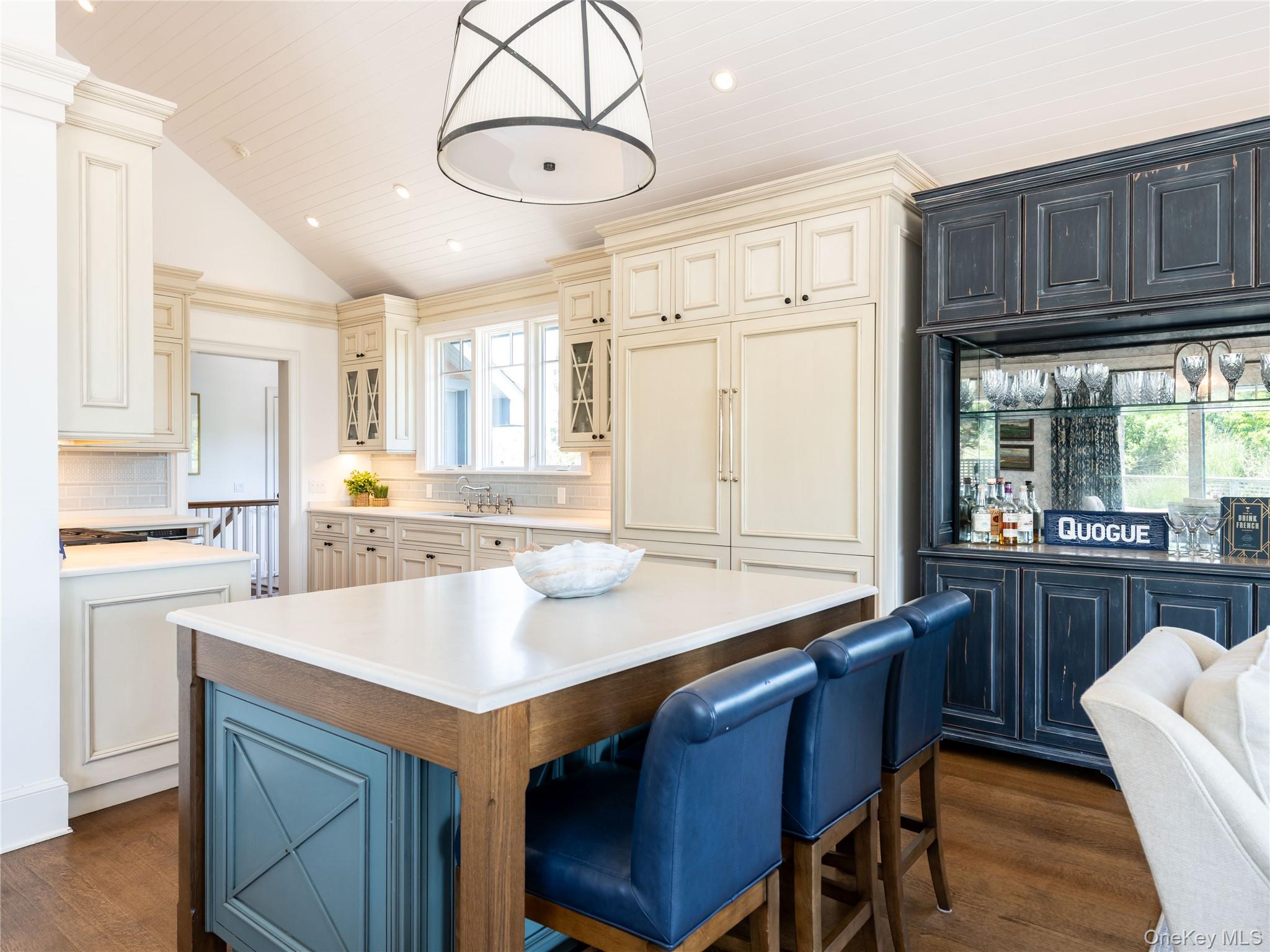 40 Dune Road — photo 10