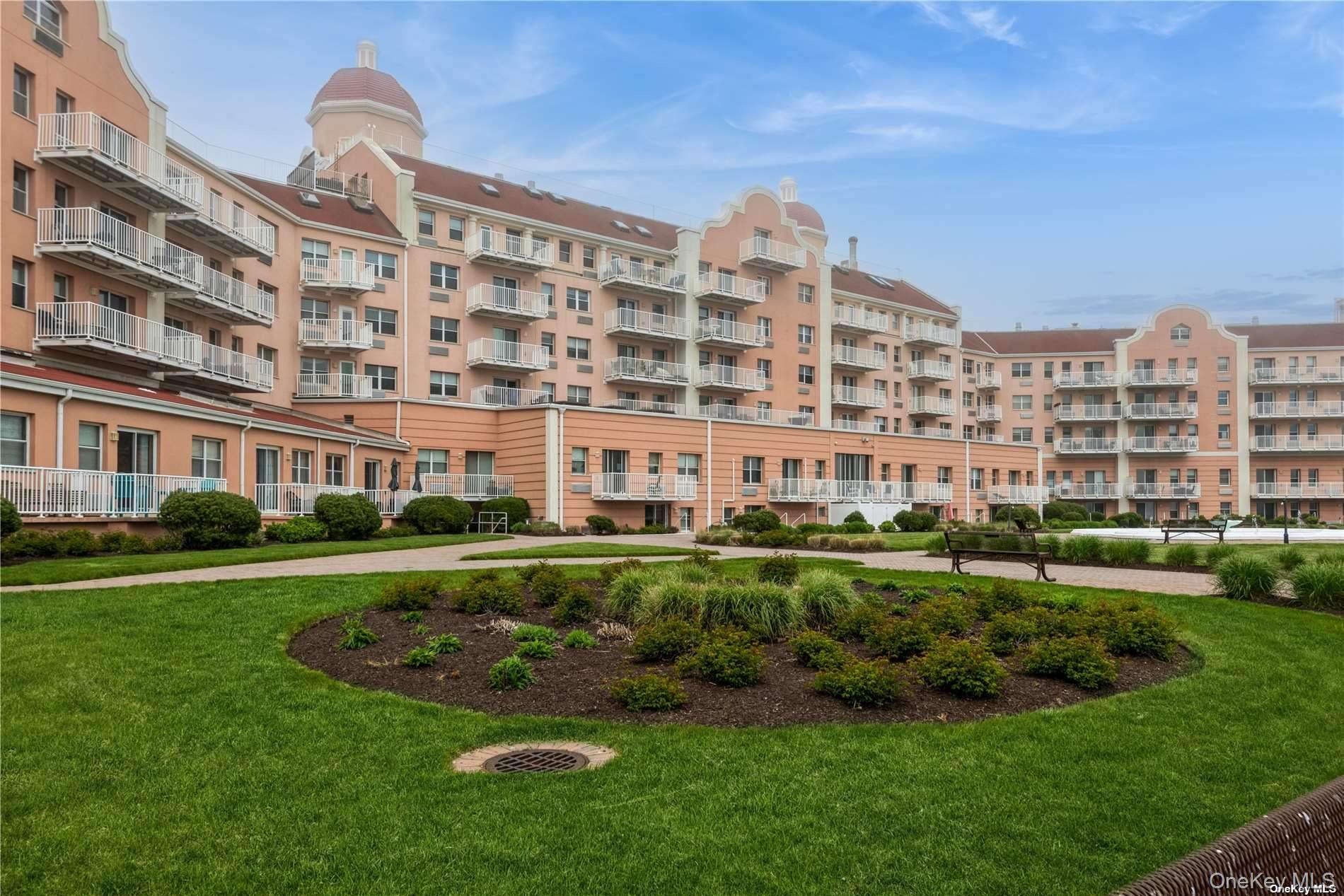 2 Richmond Road #6F, Lido Beach