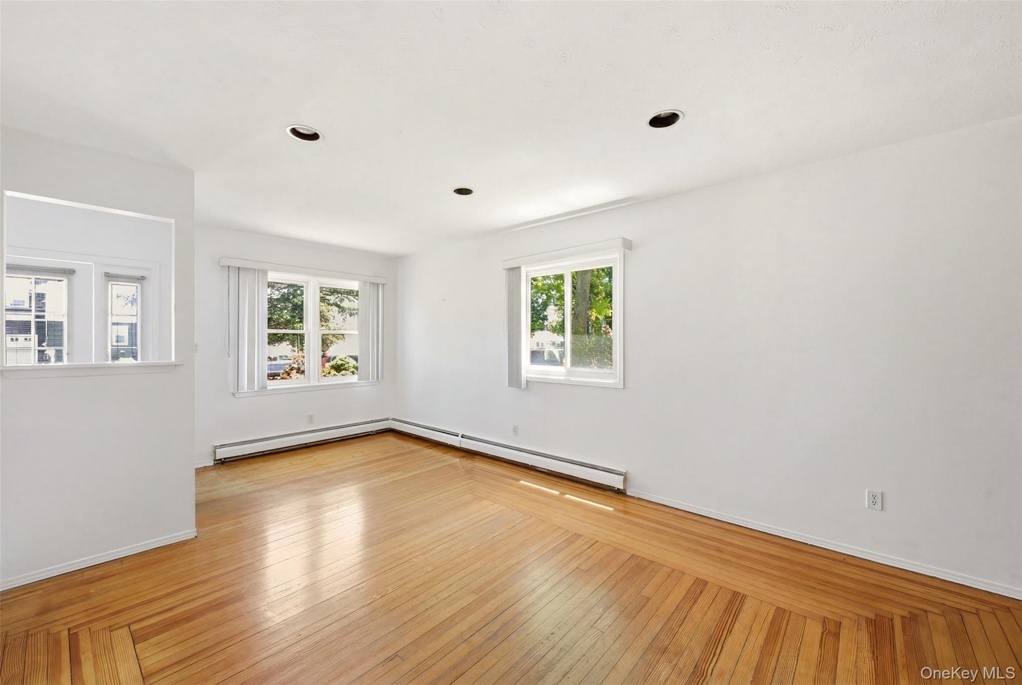 26 Garfield Avenue — photo 8