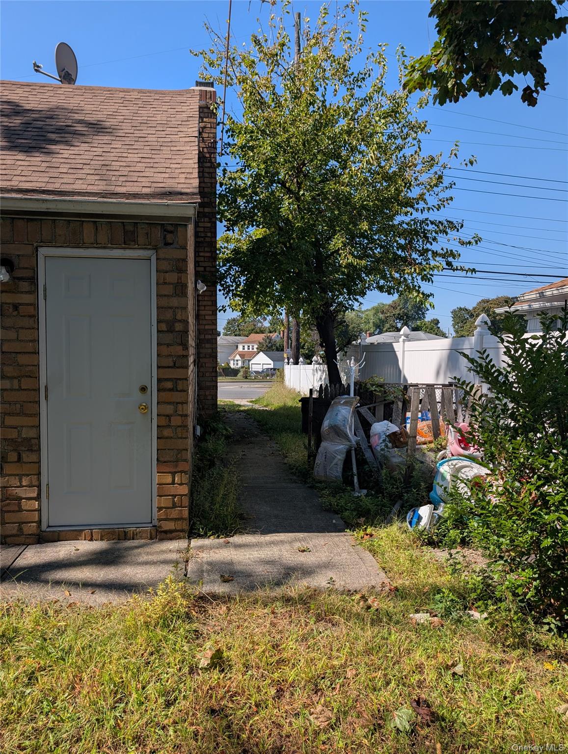 186 Westbury Boulevard — photo 12