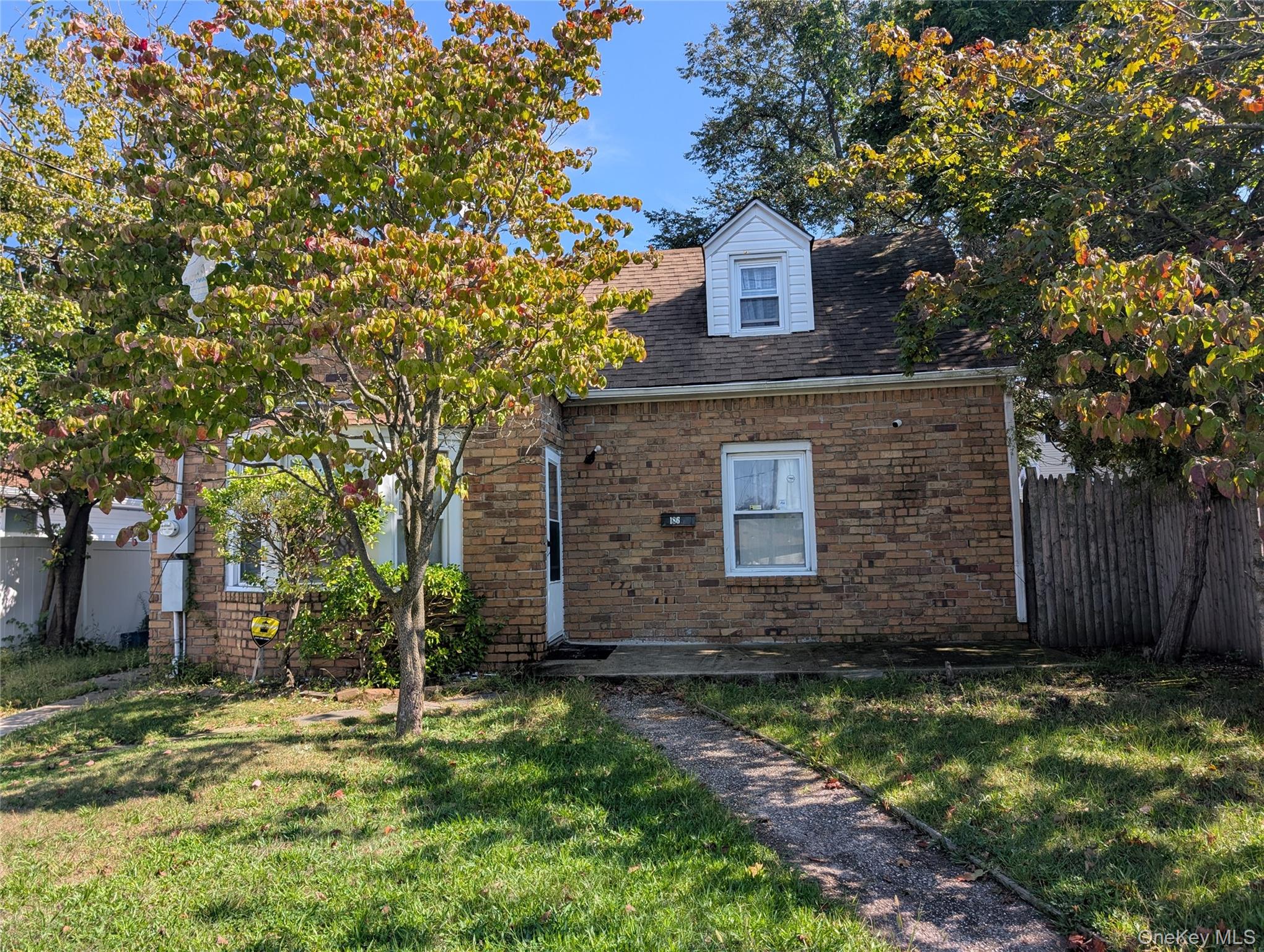 186 Westbury Boulevard — photo 13